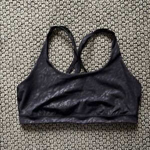 Lululemon Plus Size Black Patterned Strappy Sports Bra